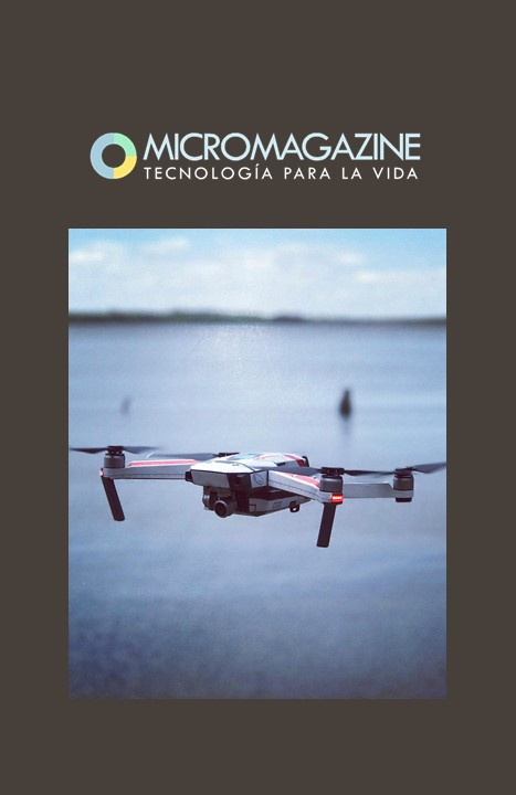 Tecnología para la Vida TXLV - MicroMagazine de FUNTESO, Fundación Tecnología Social Composición de una imagen en la que aparece un dron en funcionamiento junto al logotipo de Tecnología para la Vida TXLV - MicroMagazine de FUNTESO, Fundación Tecnología Social